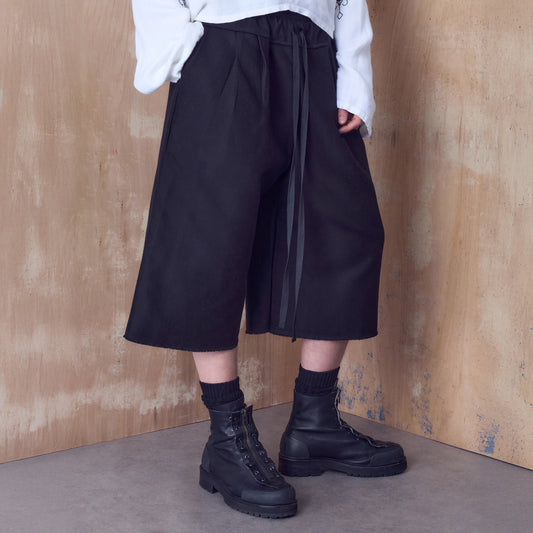 Ainsworth Short in Black Wool