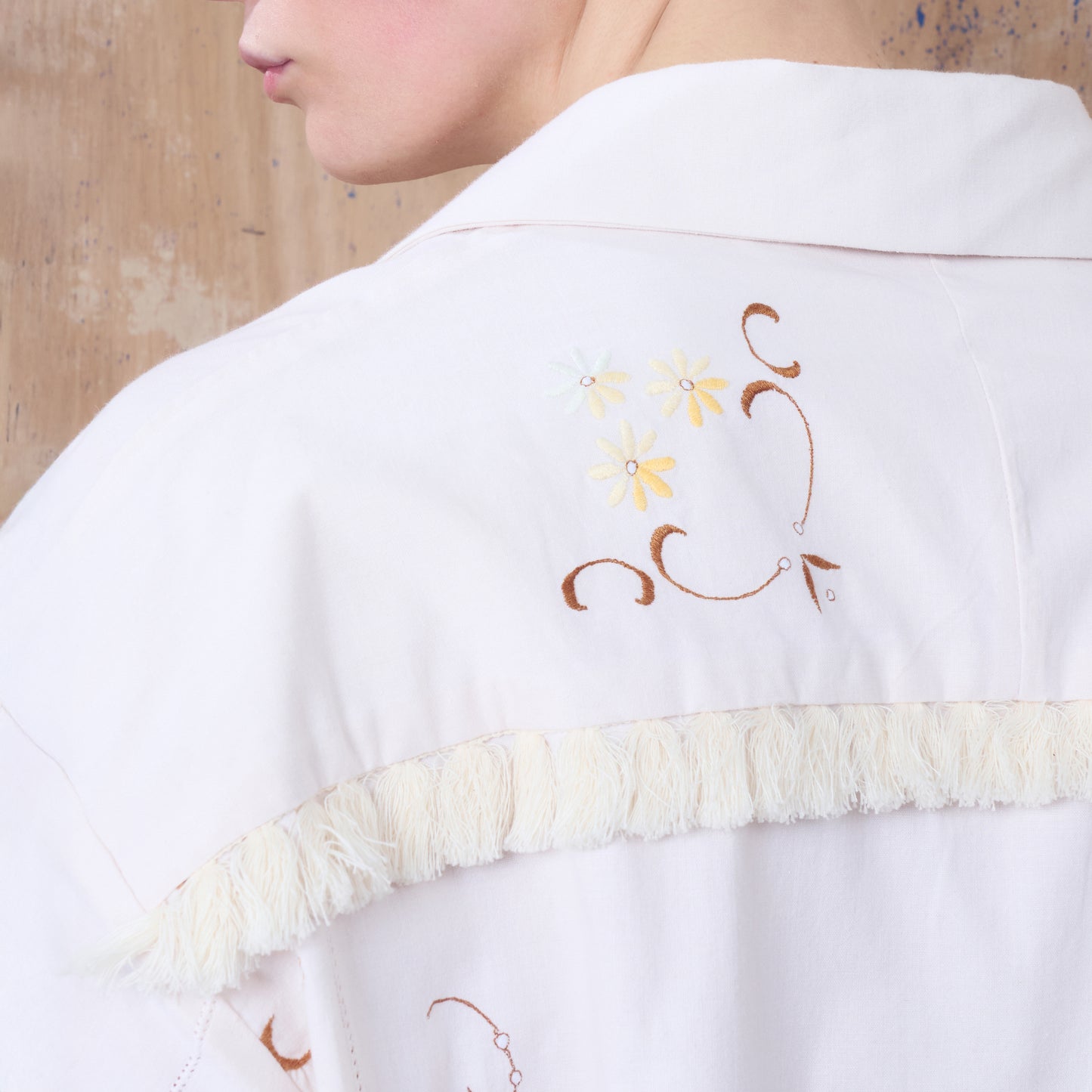 Trellick Shirt in Embroidered Floral Cotton